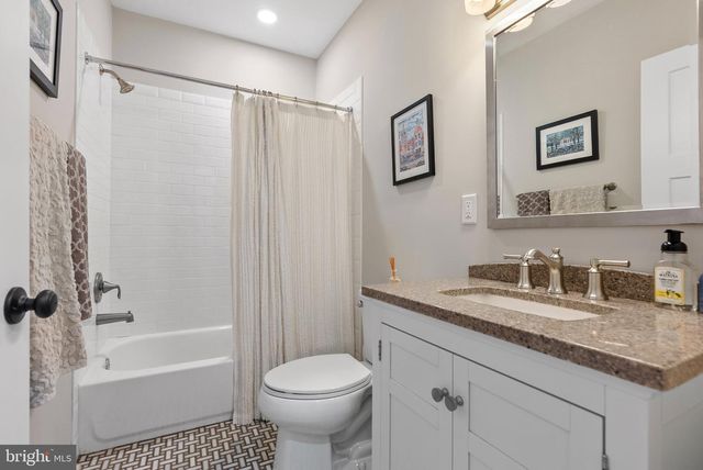 703 S LINWOOD AVE, Baltimore, MD 21224
