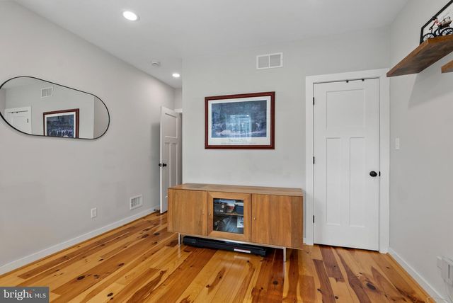 703 S LINWOOD AVE, Baltimore, MD 21224
