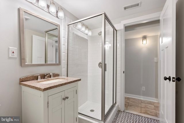 703 S LINWOOD AVE, Baltimore, MD 21224