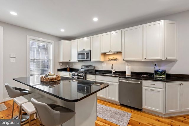 703 S LINWOOD AVE, Baltimore, MD 21224