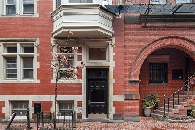 30 Pinckney St 7, Boston, MA 02114