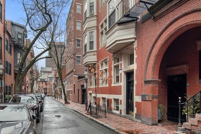 30 Pinckney St 7, Boston, MA 02114