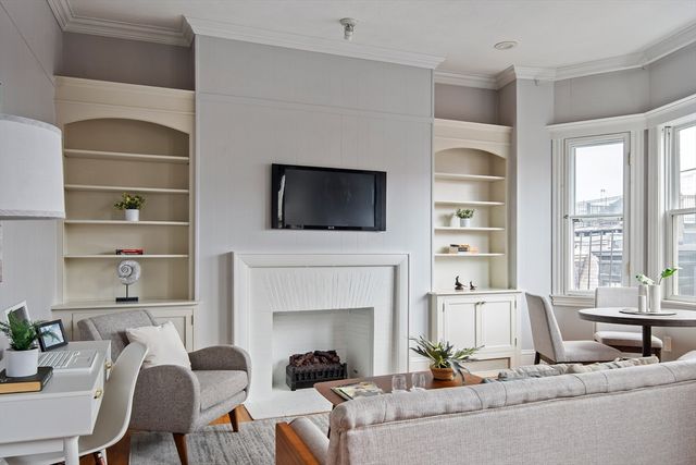 30 Pinckney St 7, Boston, MA 02114