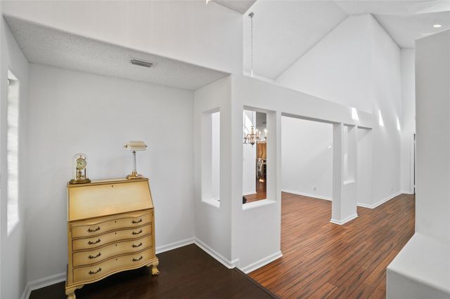 955 NW 202nd Avenue, Pembroke Pines, FL 33029