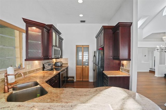 955 NW 202nd Avenue, Pembroke Pines, FL 33029