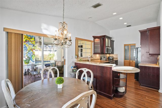 955 NW 202nd Avenue, Pembroke Pines, FL 33029