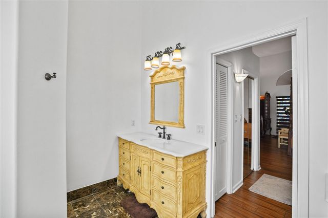 955 NW 202nd Avenue, Pembroke Pines, FL 33029