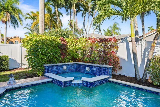 955 NW 202nd Avenue, Pembroke Pines, FL 33029