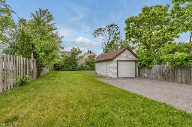 4458 W 48th Street, Cleveland, OH 44144