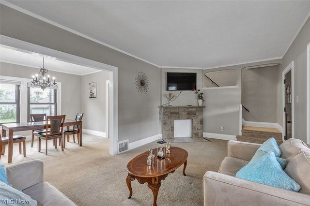 4458 W 48th Street, Cleveland, OH 44144