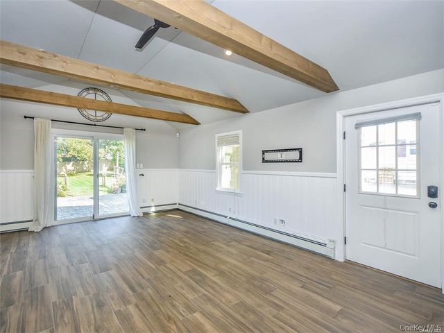 63 Elm Avenue 1, Glen Cove, NY 11542