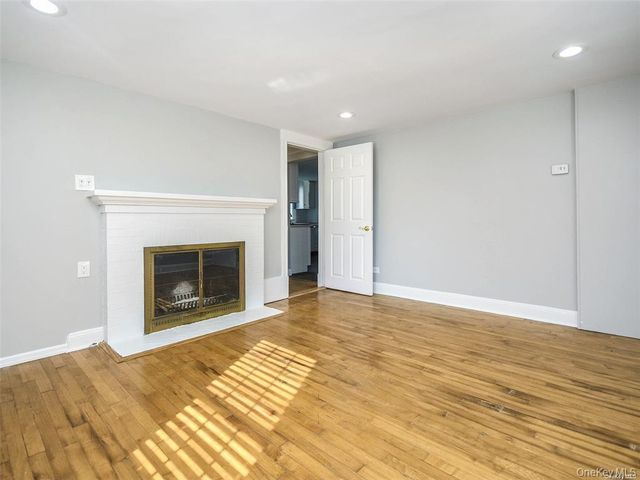63 Elm Avenue 1, Glen Cove, NY 11542