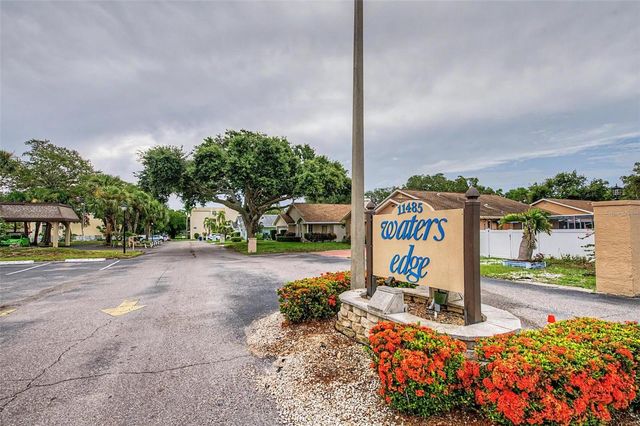 11485 OAKHURST ROAD 204, Largo, FL 33774