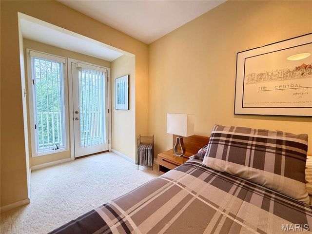 4235 Pine Boulevard 21, St Louis, MO 63108