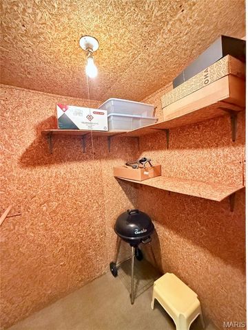 4235 Pine Boulevard 21, St Louis, MO 63108