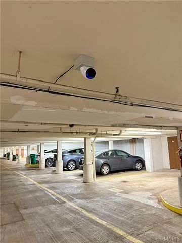 4235 Pine Boulevard 21, St Louis, MO 63108