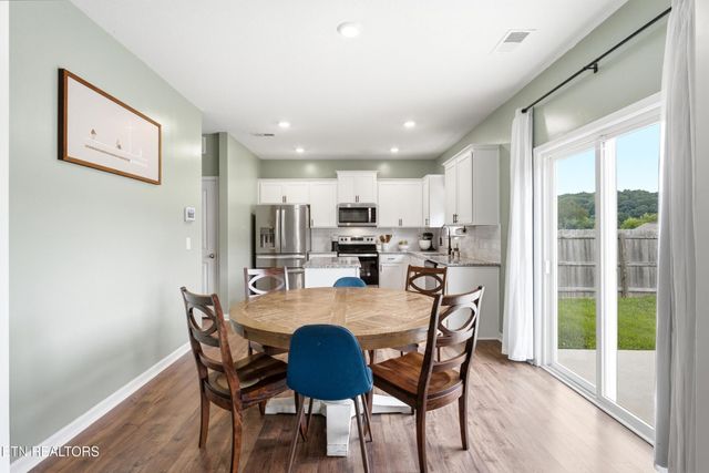 121 Kaley Lane, Lenoir City, TN 37771