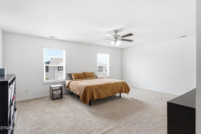 121 Kaley Lane, Lenoir City, TN 37771