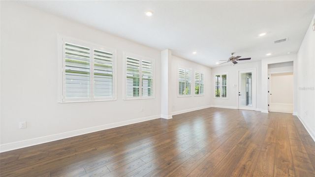 13890 KINGFISHER GLEN DRIVE, Lithia, FL 33547