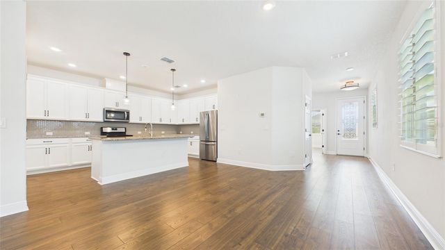 13890 KINGFISHER GLEN DRIVE, Lithia, FL 33547