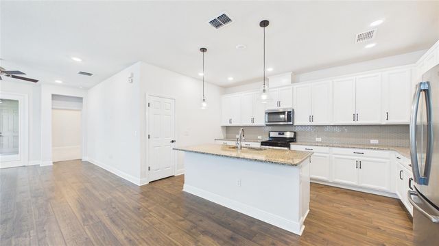 13890 KINGFISHER GLEN DRIVE, Lithia, FL 33547