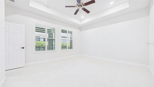 13890 KINGFISHER GLEN DRIVE, Lithia, FL 33547
