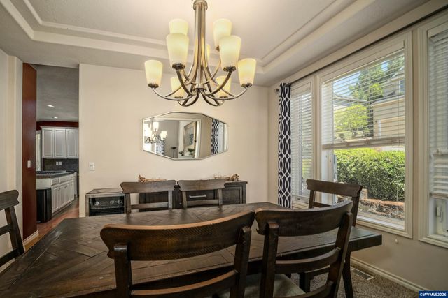 595 Harbourtown Ct SE, Salem, OR 97306