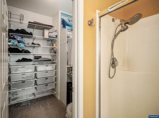 595 Harbourtown Ct SE, Salem, OR 97306