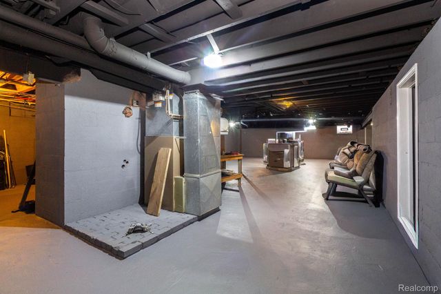 20500 Armada Ridge Road, Armada Township, MI 48005