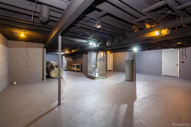 20500 Armada Ridge Road, Armada Township, MI 48005