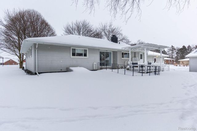 20500 Armada Ridge Road, Armada Township, MI 48005