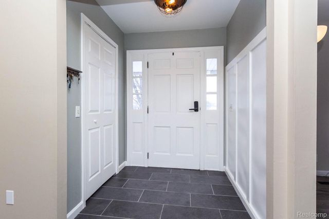 20500 Armada Ridge Road, Armada Township, MI 48005