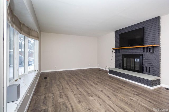 20500 Armada Ridge Road, Armada Township, MI 48005