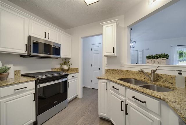 7425 Hickory Bluff Drive, Cumming, GA 30040