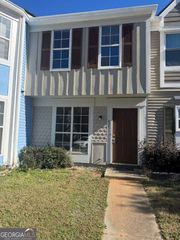 432 Prince Of Wales, Stone Mountain, GA 30083