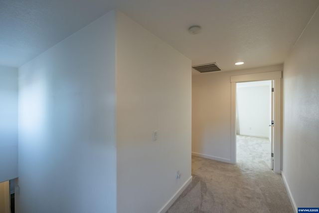 505 Montclair Dr NE, Albany, OR 97322