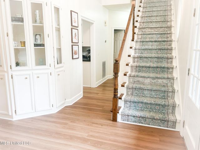 104 Santa Clara Drive, Clinton, MS 39056