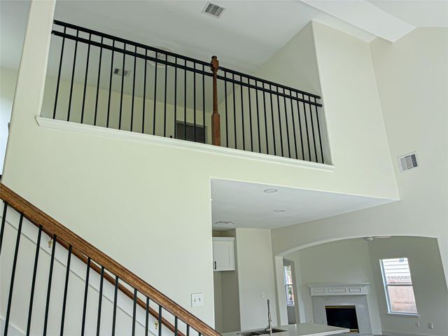 2106 Lakeshore Forest Court, Missouri City, TX 77459