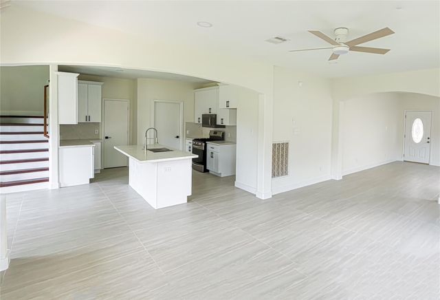 2106 Lakeshore Forest Court, Missouri City, TX 77459