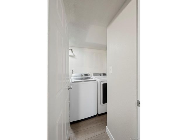 3539 S Fairplay Way B-10, Aurora, CO 80014