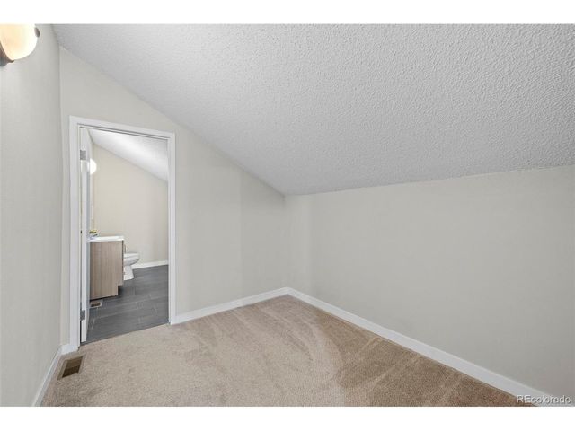 3539 S Fairplay Way B-10, Aurora, CO 80014