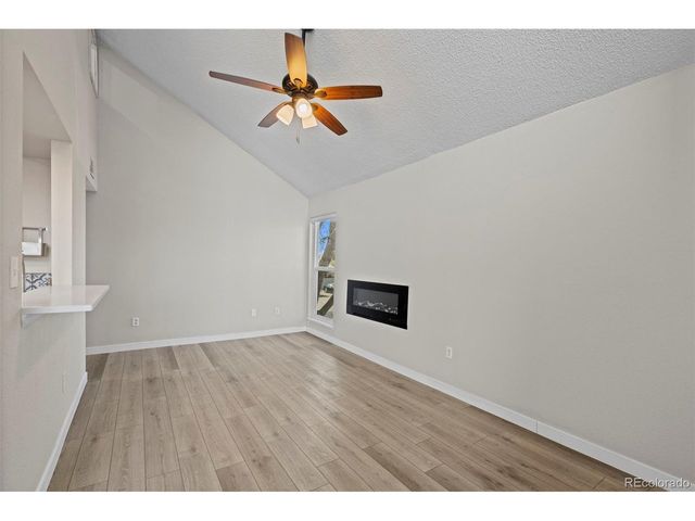 3539 S Fairplay Way B-10, Aurora, CO 80014