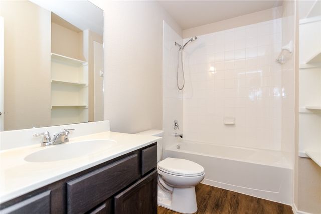 239 Thoroughbred Street, Waxahachie, TX 75165