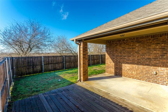 239 Thoroughbred Street, Waxahachie, TX 75165