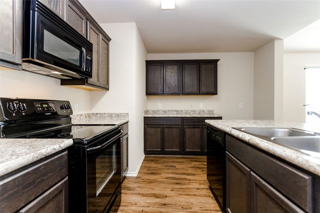 239 Thoroughbred Street, Waxahachie, TX 75165