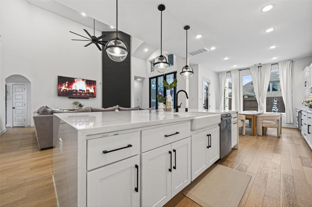 9011 Delta Place Court, Missouri City, TX 77459