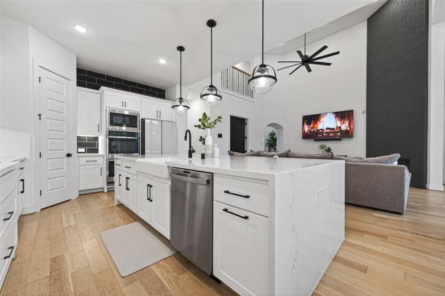 9011 Delta Place Court, Missouri City, TX 77459