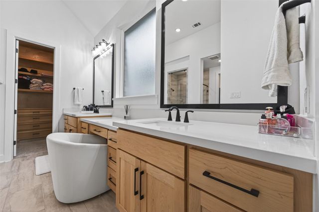 9011 Delta Place Court, Missouri City, TX 77459