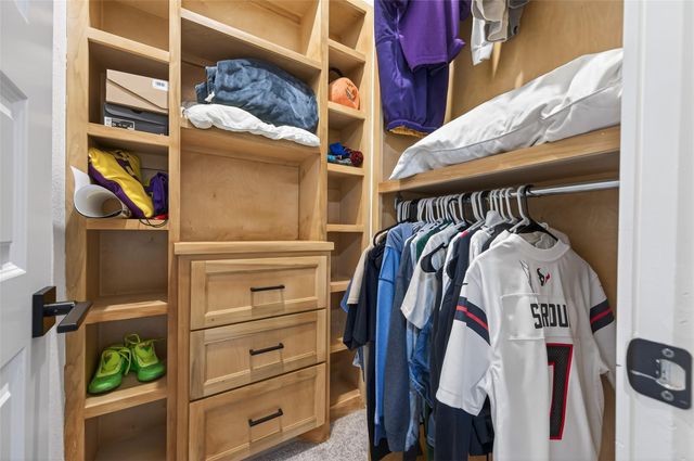 9011 Delta Place Court, Missouri City, TX 77459