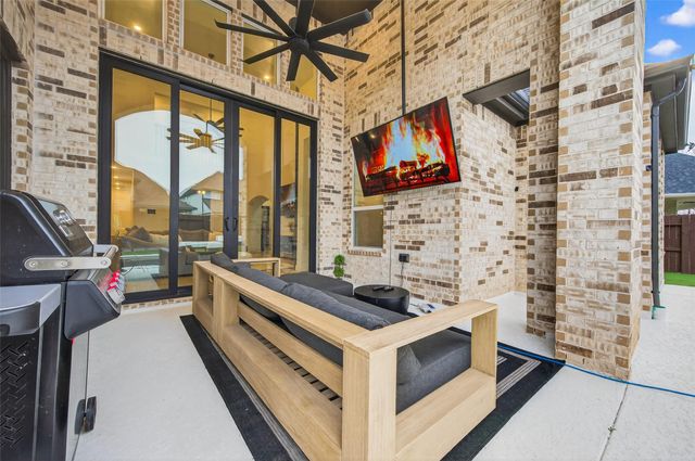 9011 Delta Place Court, Missouri City, TX 77459